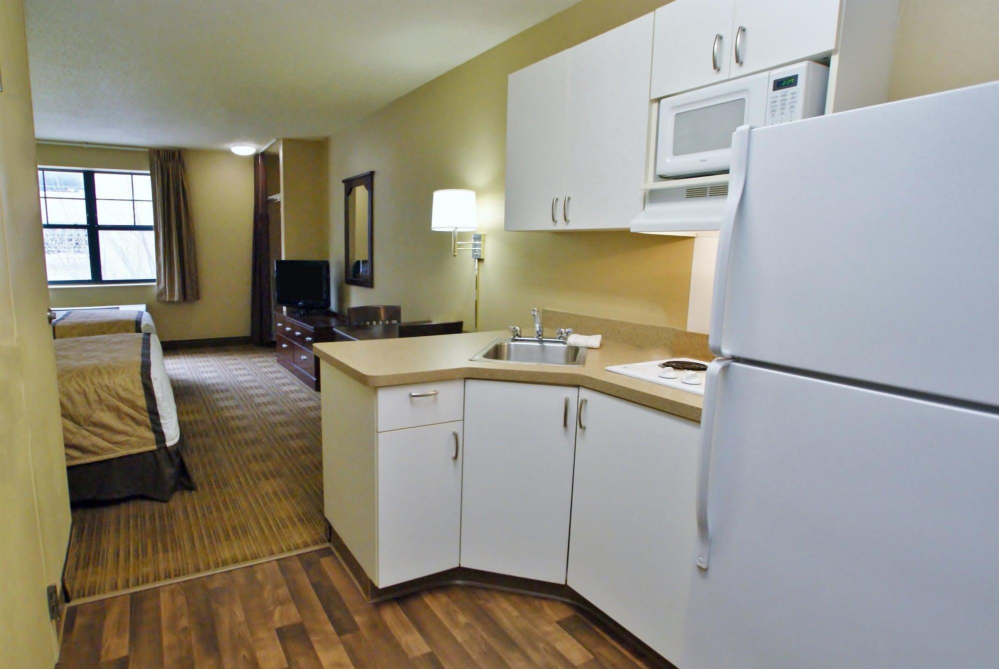 Extended Stay America Suites - Orlando - Lake Mary - 1036 Greenwood Blvd Exterior photo