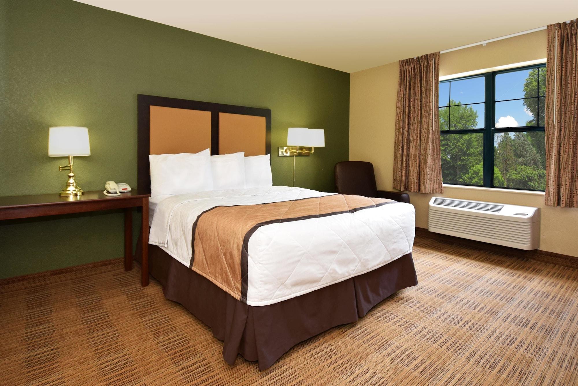 Extended Stay America Suites - Orlando - Lake Mary - 1036 Greenwood Blvd Exterior photo