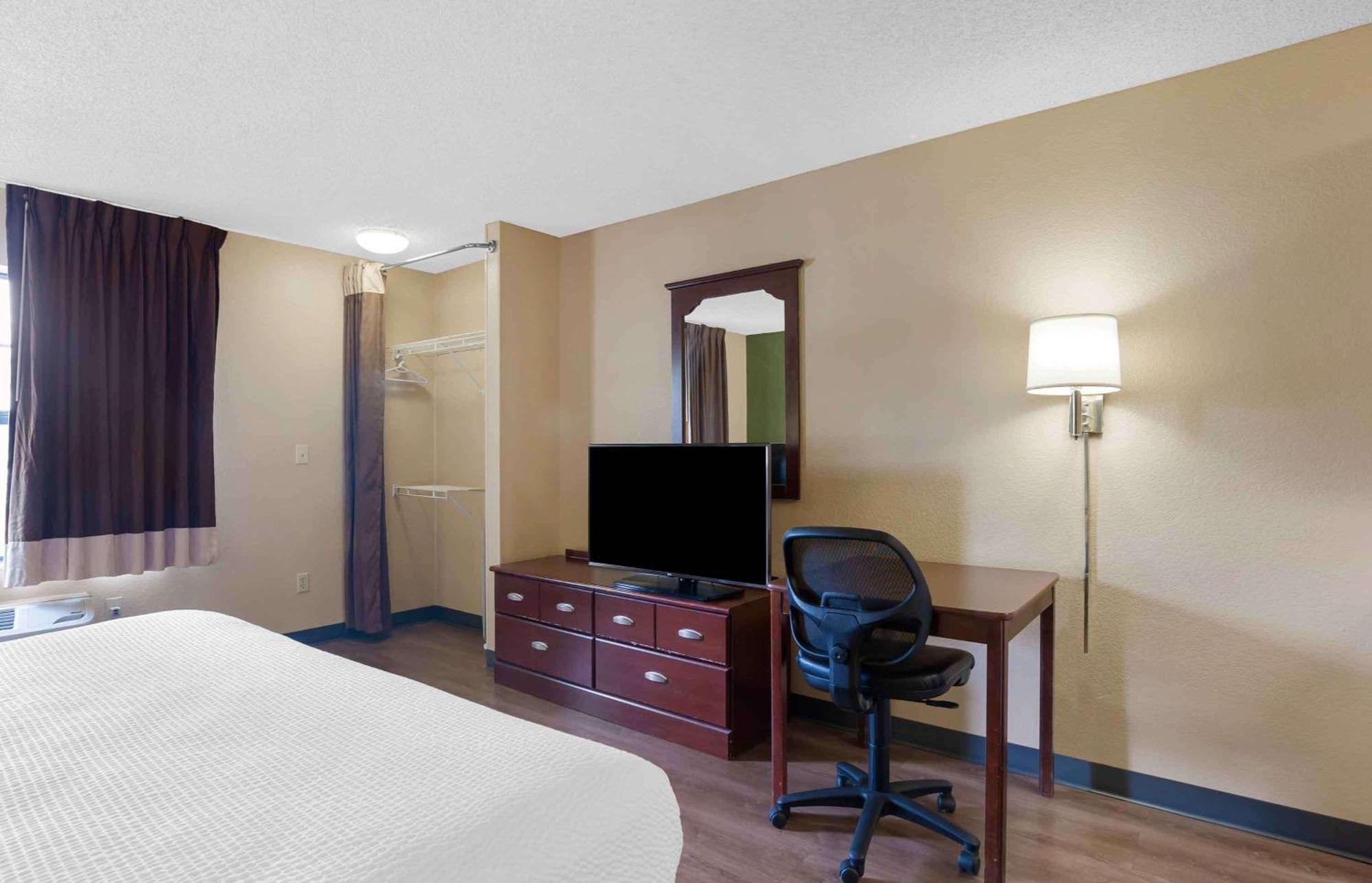 Extended Stay America Suites - Orlando - Lake Mary - 1036 Greenwood Blvd Exterior photo