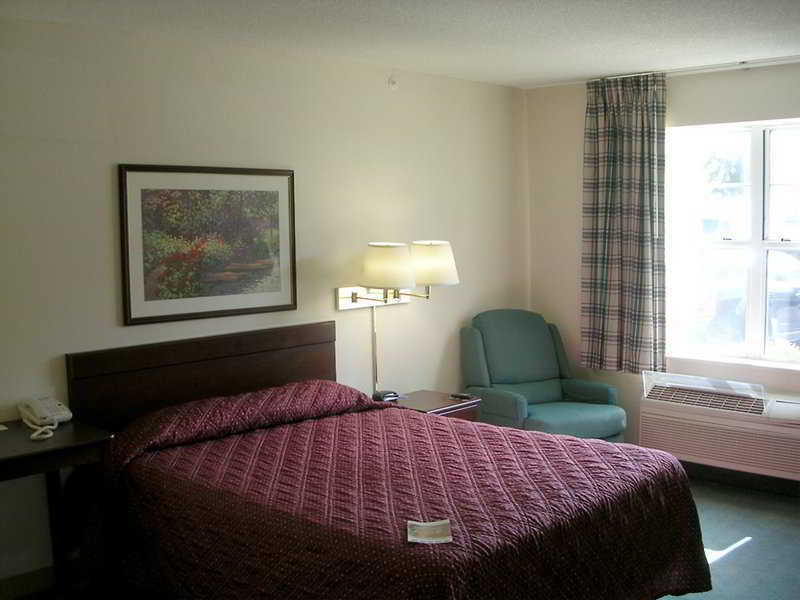 Extended Stay America Suites - Orlando - Lake Mary - 1036 Greenwood Blvd Room photo